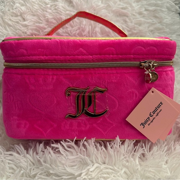Juicy Couture Hot Pink Velour Travel Cosmetic Bag + 1 Travel Bottle - Picture 2 of 6